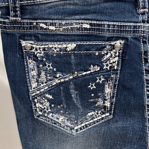 Grace Dark Blue Denim Shorts with Star Details - Picture 6 of 6